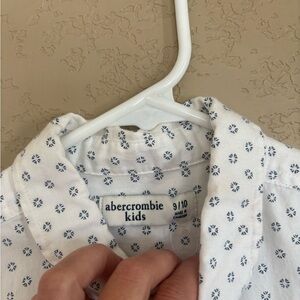 Abercrombie kids boy’s shirt